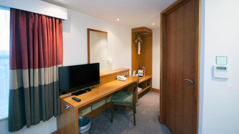 Holiday Inn Manchester Central Park - Oda