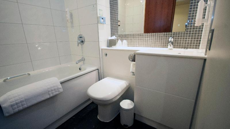 Holiday Inn Manchester Central Park - Oda