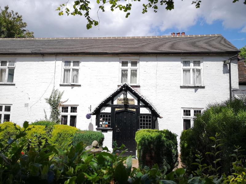 Tudor Lodge Hotel - Genel