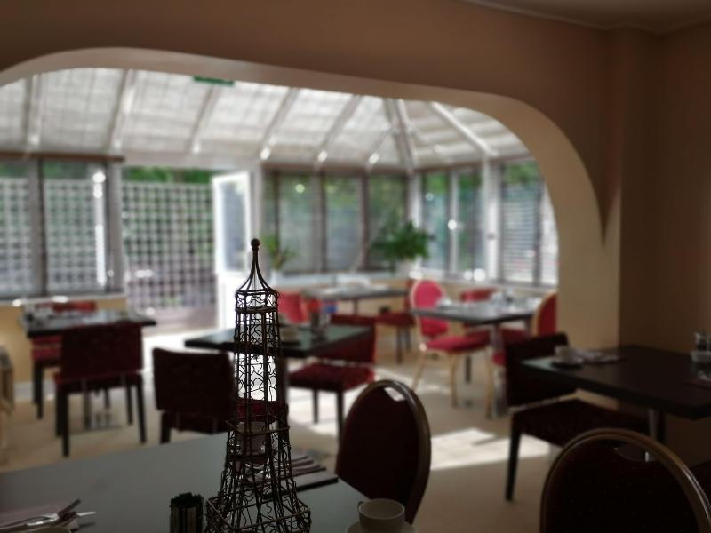 Tudor Lodge Hotel - Restoran