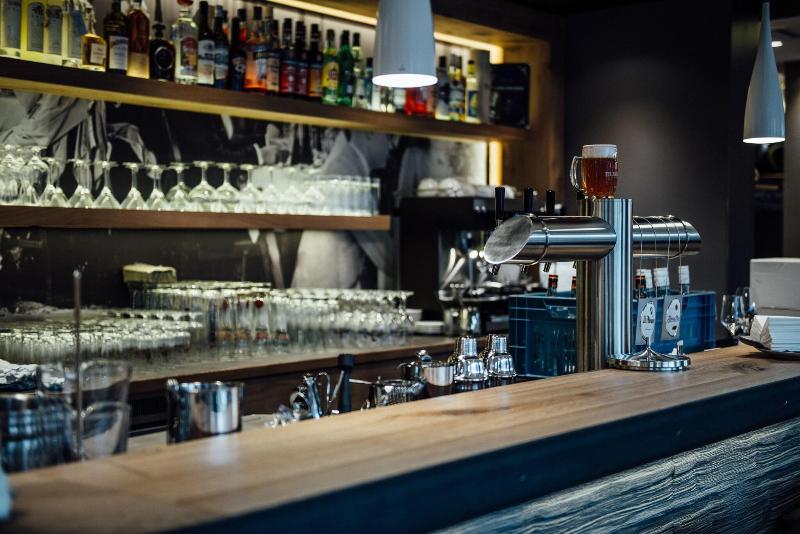 Hotel Und Restaurant Schmachtendorf - Bar