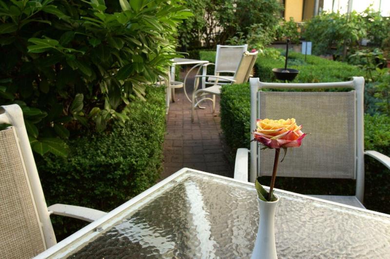 Bed & Breakfast am Luisenplatz - Genel