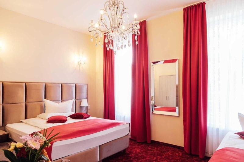 Hotel Hamburger Perle - Oda