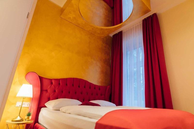 Hotel Hamburger Perle - Oda