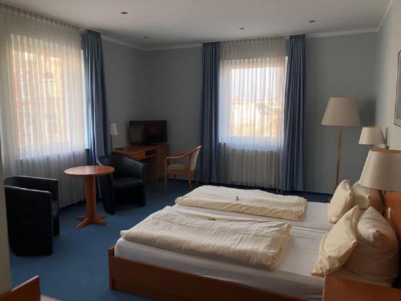 Wilhelms Haven Hotel - Oda