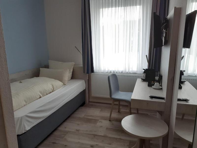 Wilhelms Haven Hotel - Oda