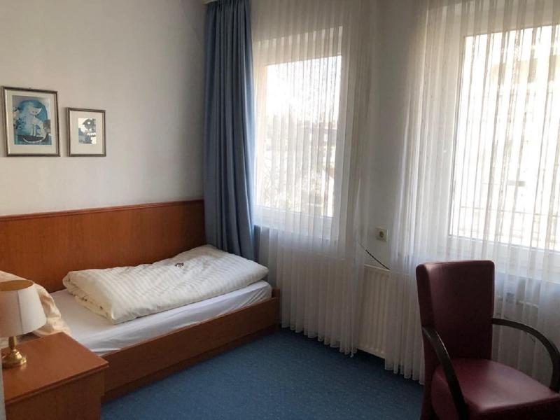 Wilhelms Haven Hotel - Oda