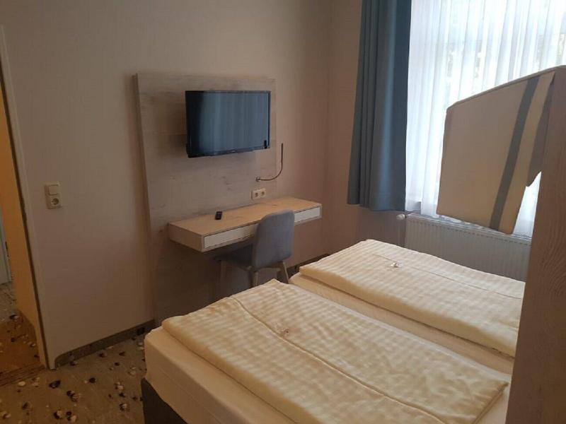 Wilhelms Haven Hotel - Oda
