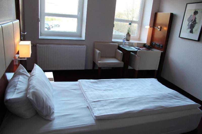 Hotel Adena - Oda