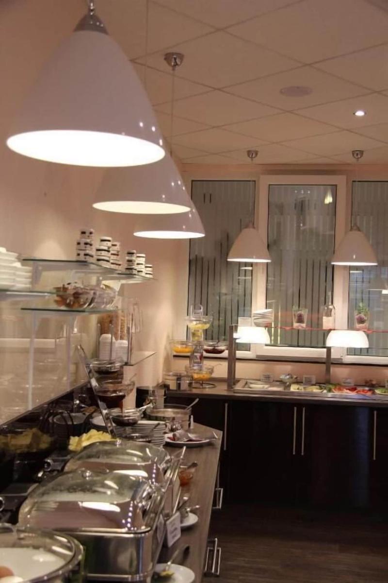 Hotel Adena - Restoran