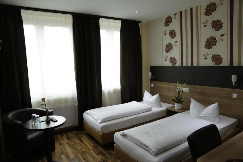 Alexander Business Hotel - Oda