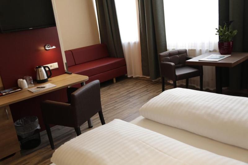 Alexander Business Hotel - Oda