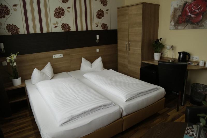 Alexander Business Hotel - Oda
