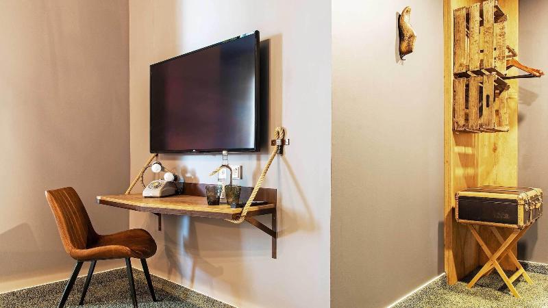 tinyTwice Hotel Wiesbaden - Oda