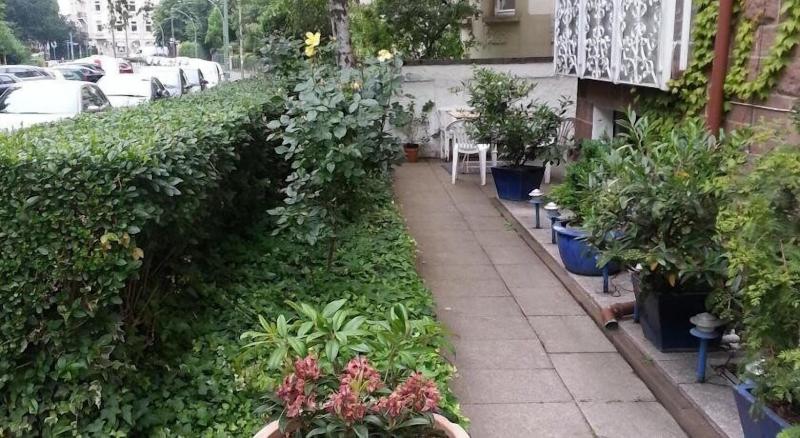 Hotel Garni Frankfurt - Genel