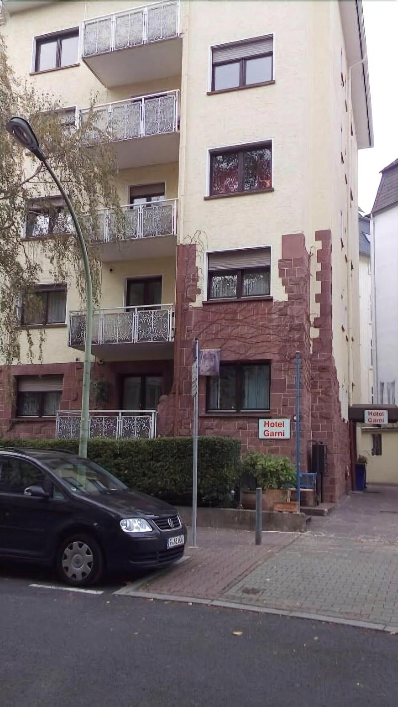 Hotel Garni Frankfurt - Genel