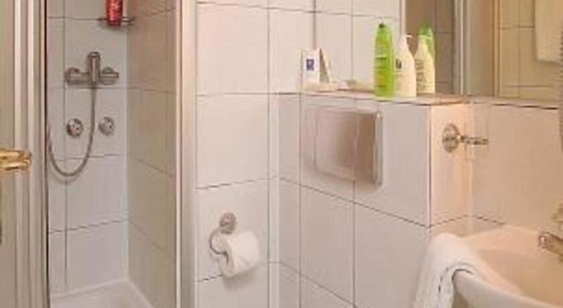 Hotel Garni Frankfurt - Oda