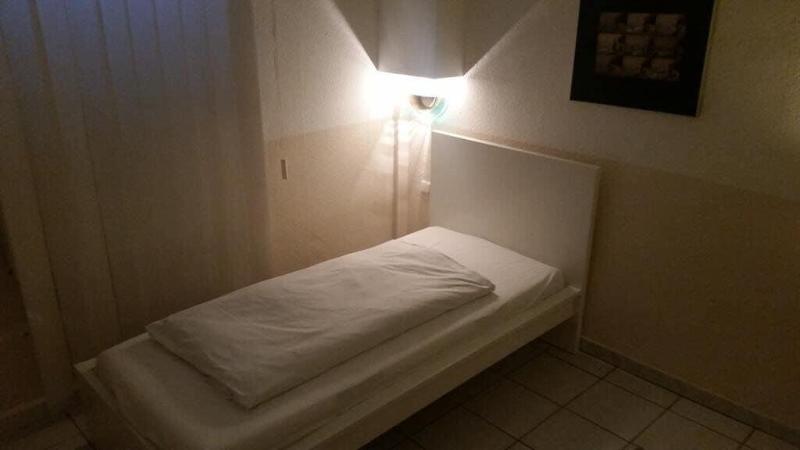 Hotel Garni Frankfurt - Oda