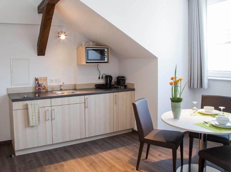 Best Business Bühl - Boardinghouse - Oda