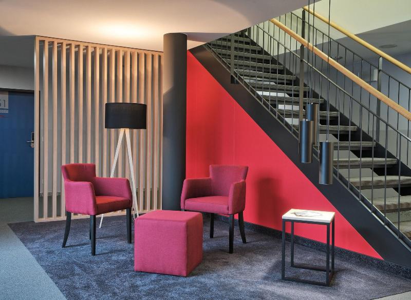 Hotel4You - Lobi