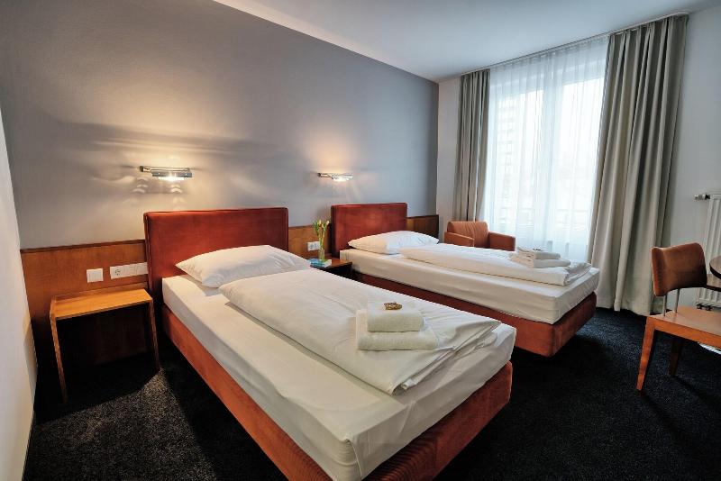 Hotel4You - Oda