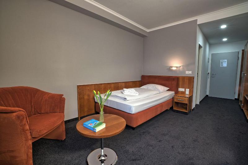 Hotel4You - Oda