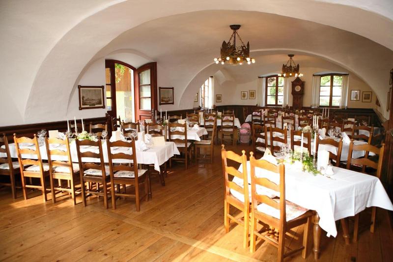 Klostergasthof Raitenhaslach - Restoran