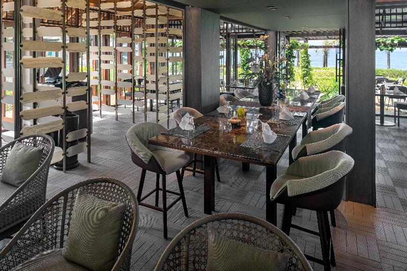 Grand Mercure Khao Lak Bangsak - Restoran