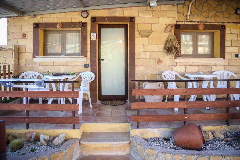 B&B Eyexei Domus - Genel