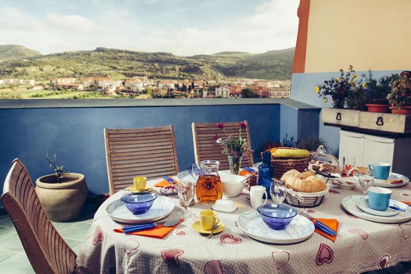 B&B Blu Bosa - Genel