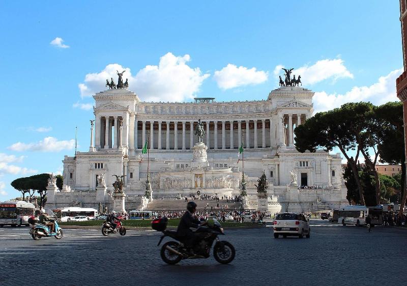 Piazza Venezia Grand Suite - Genel