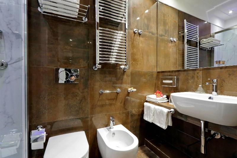 Piazza Venezia Grand Suite - Oda