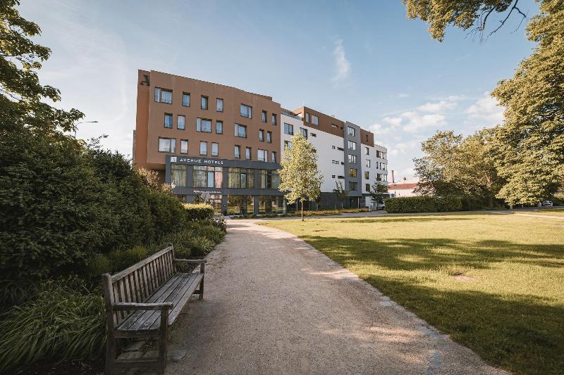 Avenue Pallova 28 - Genel