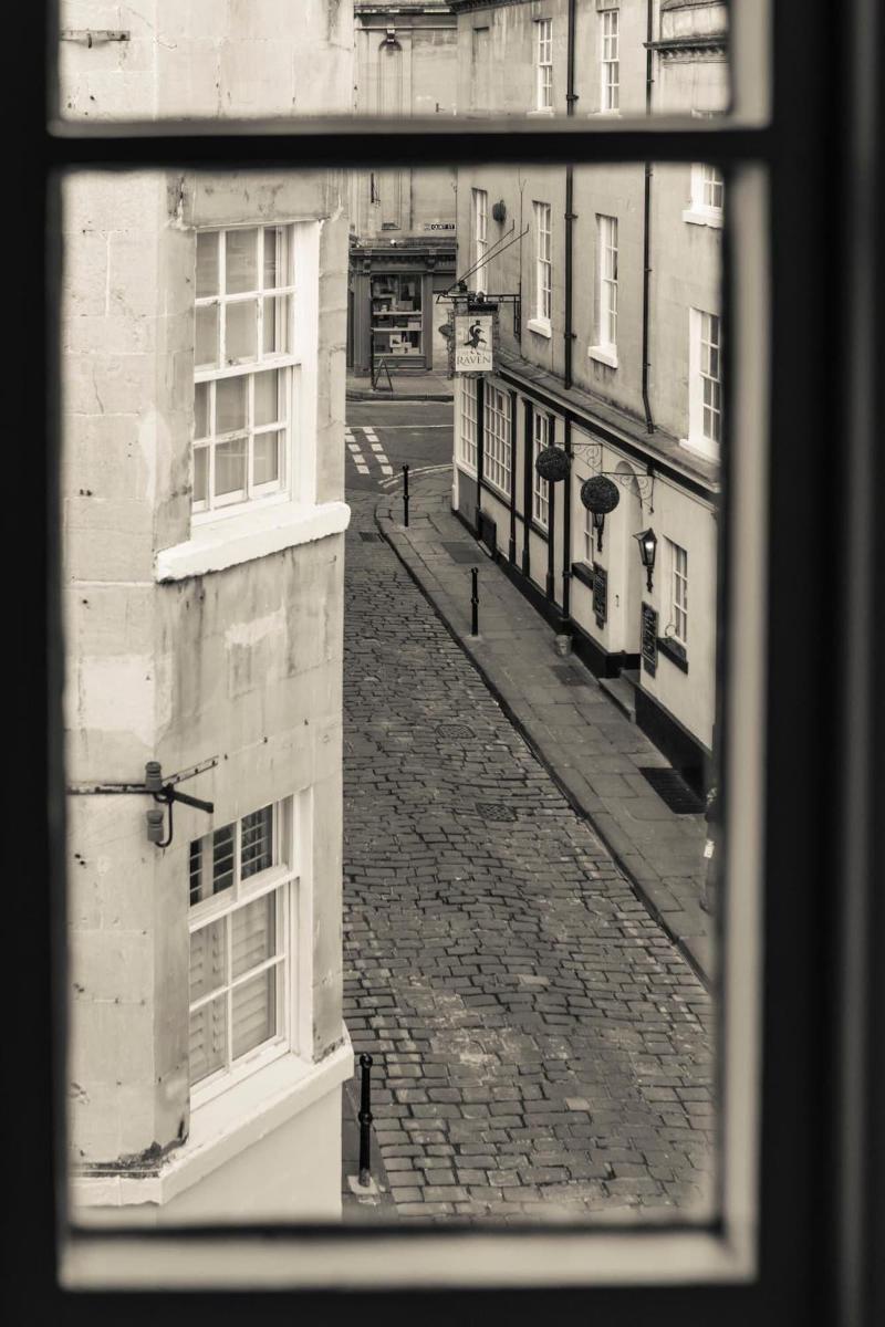 Dream Stays Bath - Queen Street - Genel