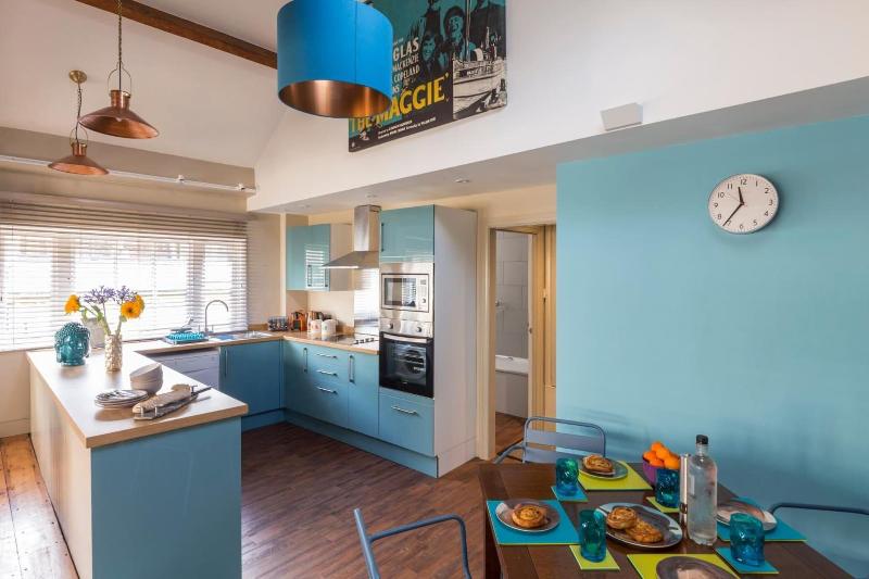 Dream Stays Bath - Queen Street - Oda