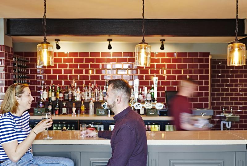 The Frampton Arms - Bar