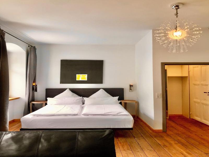 Hotel Villa Vie - Oda
