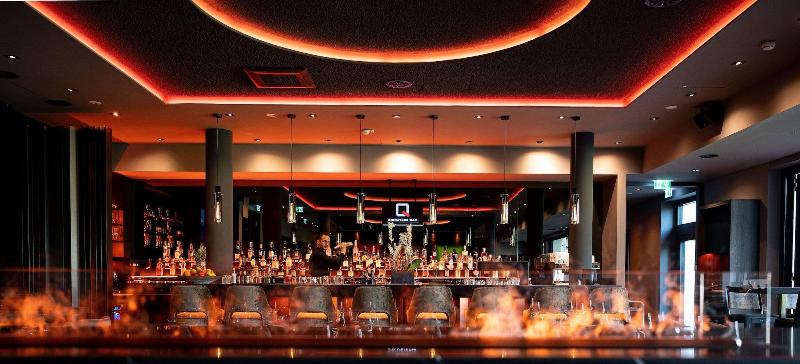 Qube Hotel Bahnstadt - Bar