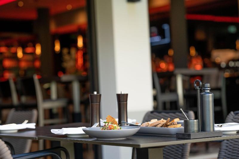 Qube Hotel Bahnstadt - Restoran