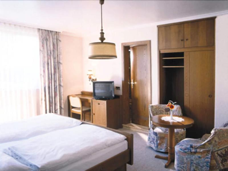 Hotel Die Post in Bürgel GmbH - Oda