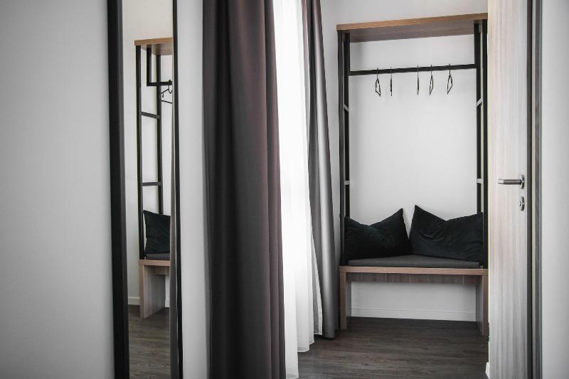Hayta Hotel Stuttgart Airport Messe - Lobi