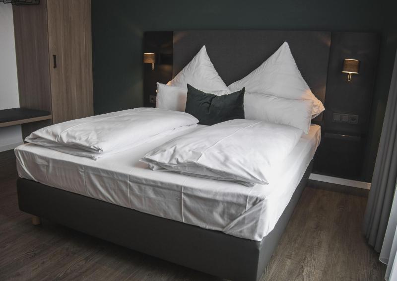 Hayta Hotel Stuttgart Airport Messe - Lobi
