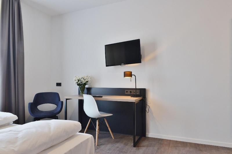 Hayta Hotel Stuttgart Airport Messe - Oda