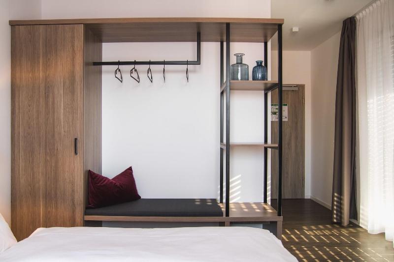 Hayta Hotel Stuttgart Airport Messe - Oda