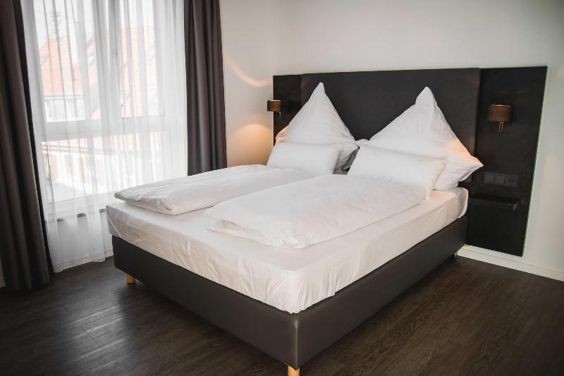 Hayta Hotel Stuttgart Airport Messe - Oda