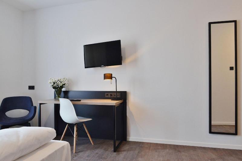 Hayta Hotel Stuttgart Airport Messe - Oda
