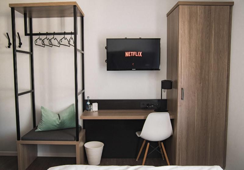 Hayta Hotel Stuttgart Airport Messe - Oda