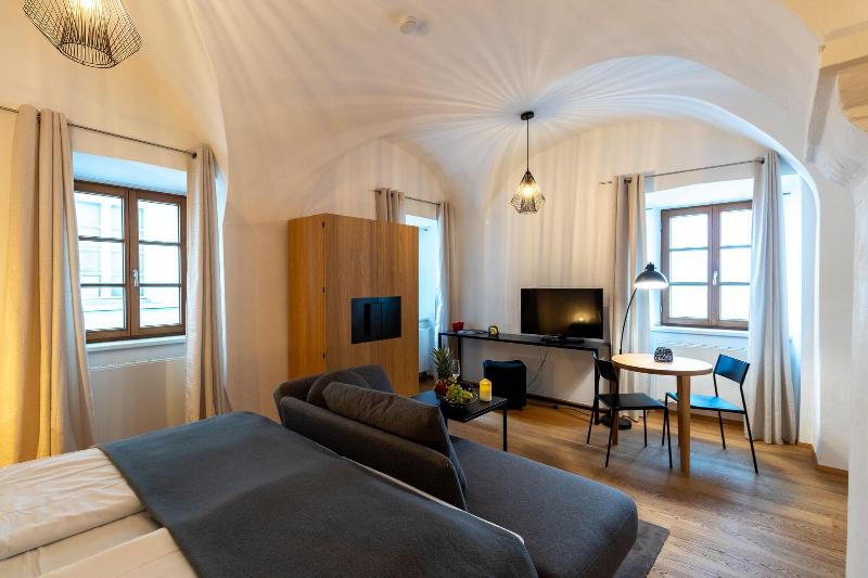 BARONHAUS Aparthotel & Suites - Lobi