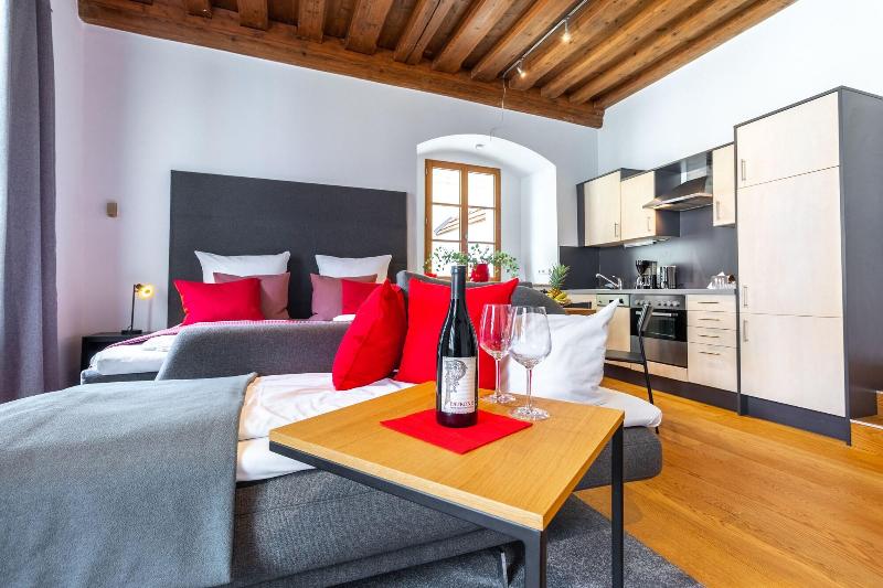 BARONHAUS Aparthotel & Suites - Oda