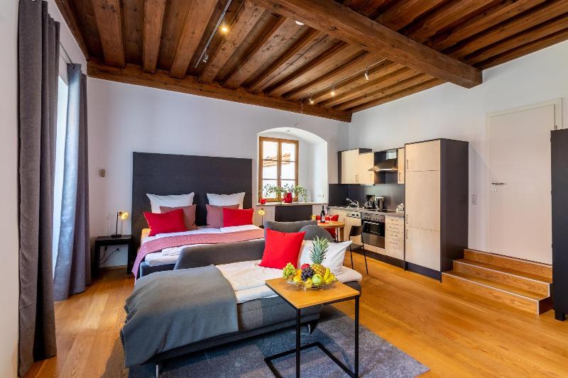 BARONHAUS Aparthotel & Suites - Oda